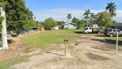 /international/us/1241-nw-9th-st-homestead-fl-110120130026/