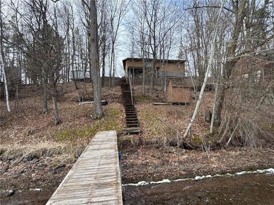 /international/us/90520-island-loop-sturgeon-lake-mn-110101713522/
