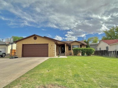 /international/us/14-chaparral-circle-la-junta-co-110107654638/