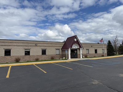 /international/us/1165-elkview-gaylord-mi-110107732414/