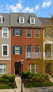 /international/us/4907-settlers-market-boulevard-williamsburg-va-110106845771/