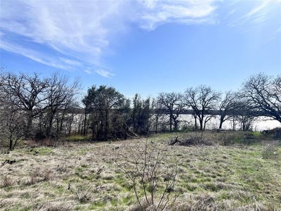 /international/us/2011-eastside-lake-road-graham-tx-110098154981/