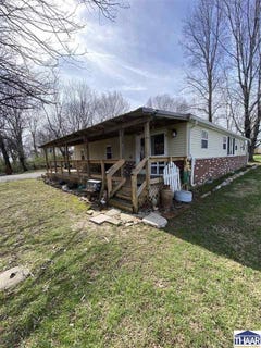 /international/us/409-e-vincennes-street-carlisle-in-110106587202/