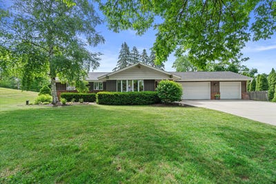 /international/us/3560-goetz-dr-brookfield-wi-110108468011/