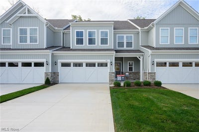 /international/us/651-south-port-drive-avon-lake-oh-110119452972/