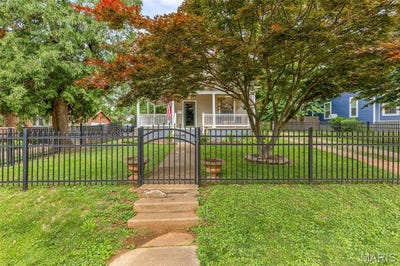 /international/us/805-w-columbia-street-farmington-mo-110099886713/