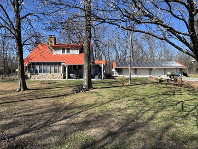 /international/us/942-n-dade-131-arcola-mo-110098210530/