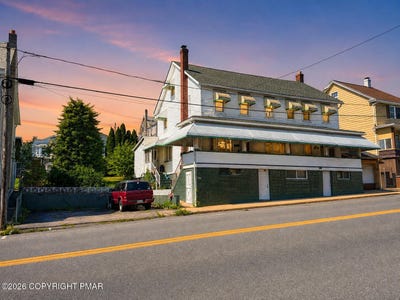 /international/us/229-w-patterson-street-lansford-pa-110110135513/
