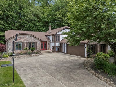 /international/us/32859-allenbury-drive-solon-oh-110100800644/?lang=en