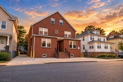 /international/us/47-campbell-ave-hackensack-city-nj-110120128262/