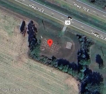 /international/us/6539-us-highway-70-la-grange-nc-110100750203/