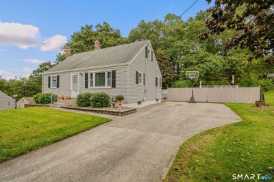 /international/us/231-connecticut-boulevard-montville-ct-110120059677/