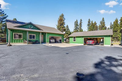 /international/us/17290-s-century-drive-bend-or-110120856514/