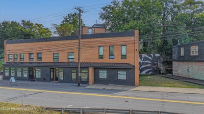 /international/us/157-n-main-street-pittston-pa-110107611233/