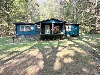 /international/us/15000-pleasant-valley-road-logan-oh-110120122200/