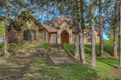 /international/us/304-county-road-2311-mineola-tx-110120499837/