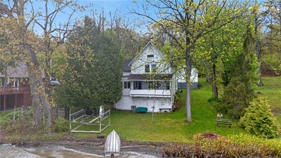 /international/us/5139-w-lake-road-geneseo-ny-110108303579/
