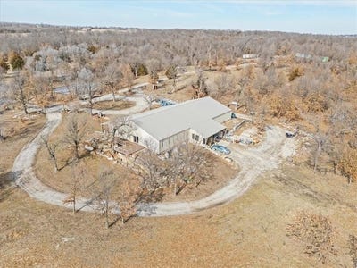 /international/us/22599-fall-leaf-drive-linwood-ks-110105410708/