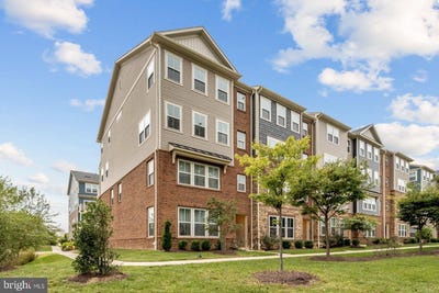/international/us/2802-waverly-creek-ln-hanover-md-110110230792/