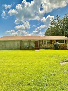 /international/us/710-n-high-st-tuscumbia-al-110101065235/