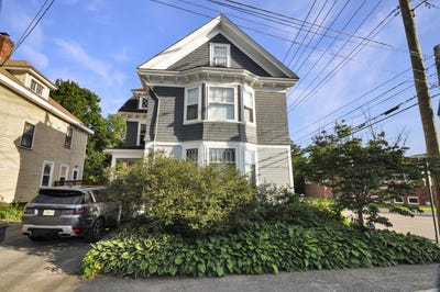 /international/us/75-s-south-park-street-bangor-me-110100870964/