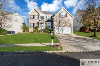 /international/us/43-meadow-run-road-bordentown-twp-nj-110103393382/