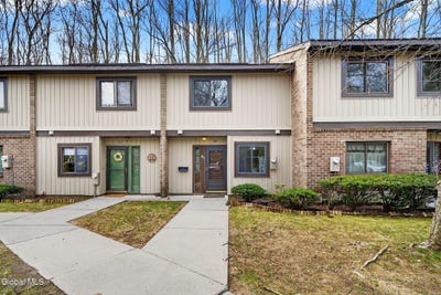 /international/us/80-crestwood-terrace-albany-ny-110107075697/
