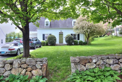 /international/us/11-treadwell-avenue-westport-ct-110108504021/