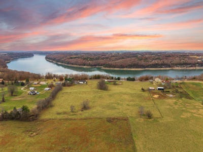 /international/us/293-old-waitsboro-road-bronston-ky-110103966810/