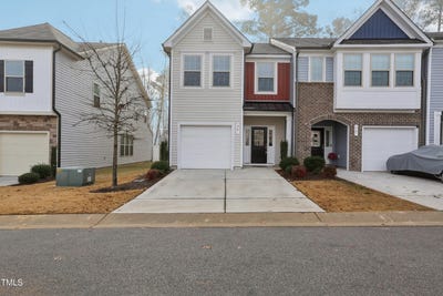 /international/us/24-e-willow-trace-way-clayton-nc-110098967393/