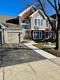 /international/us/elk-grove-village-il-110108029752/