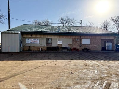 /international/us/370-ash-street-clements-mn-110106433372/