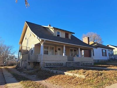 /international/us/335-lake-street-chadron-ne-110107542649/