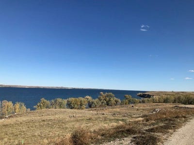 /international/us/7-shoreline-drive-brule-ne-110100304850/