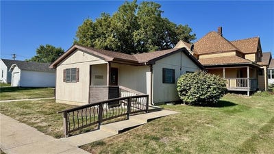 /international/us/152-e-8th-street-trenton-mo-110102518161/