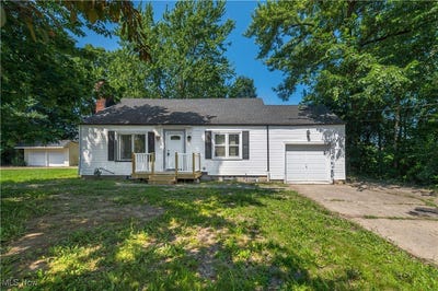 /international/us/11432-pearl-road-strongsville-oh-110100798366/