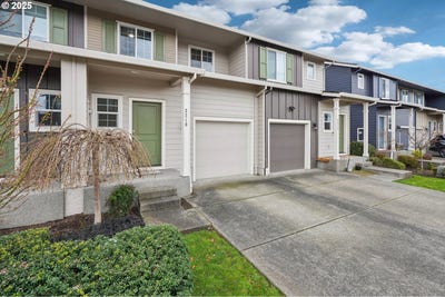 /international/us/2210-ne-115th-ct-vancouver-wa-110098159674/