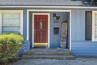 /international/us/620-denton-drive-sherman-tx-110110323719/