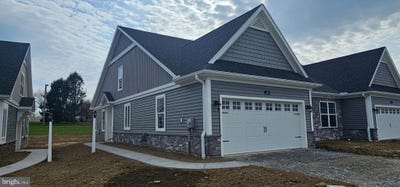 /international/us/219-bellaride-lane-millersville-pa-110103509446/