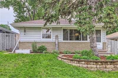 /international/us/4444-2-1-2-street-ne-columbia-heights-mn-110099988000/?lang=zh-cn