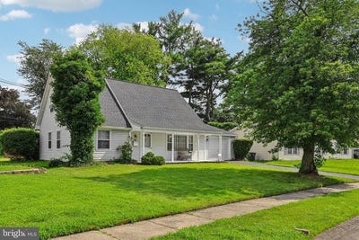 /international/us/28-helm-turn-willingboro-nj-110101022820/