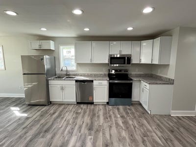 /international/us/118-wells-drive-prestonsburg-ky-110108014681/