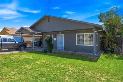 /international/us/1735-douglass-street-red-bluff-ca-110107961097/