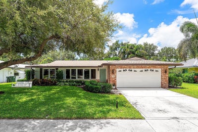 /international/us/1390-nw-4th-street-boca-raton-fl-110101054164/