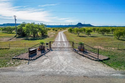 /international/us/483-s-county-road-353-merkel-tx-110105002127/