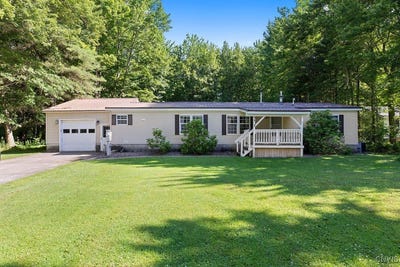 /international/us/94-avery-road-constantia-ny-110100594631/