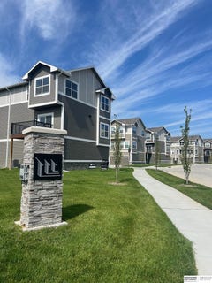 /international/us/5403-s-208-court-elkhorn-ne-110104341586/