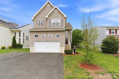 /international/us/181-glenwood-avenue-burlington-twp-nj-110107819522/