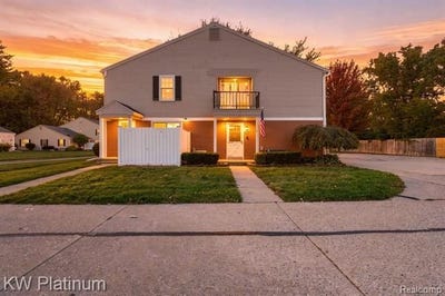 /international/us/24487-meadowbridge-drive-clinton-twp-mi-110120453716/