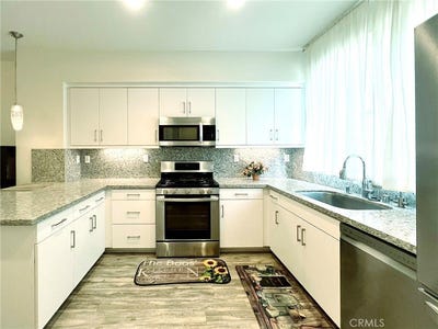 /international/us/9044-e-garvey-avenue-rosemead-ca-110107894873/